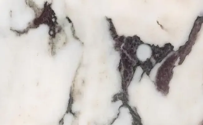 arabesco violeta
